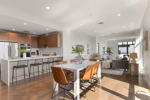 150 Dorchester Ave #614, Boston, MA 02127