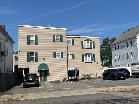 1928 N Main St #5, Fall River, MA 02720