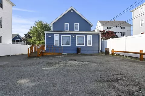 545 Brayton Ave, Fall River, MA 02721 photo 2