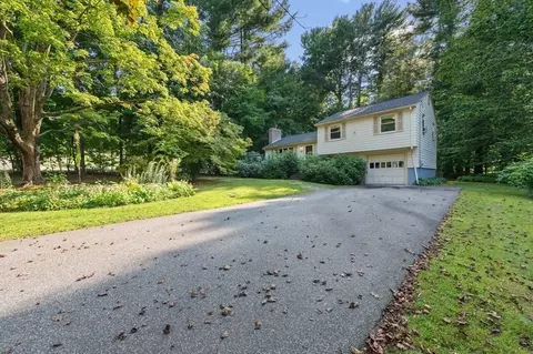 22 Constitution Rd, Lexington, MA 02421 photo 2