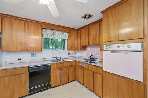 22 Constitution Rd, Lexington, MA 02421 photo 8
