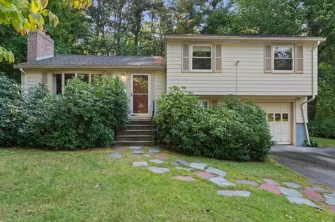 22 Constitution Rd, Lexington, MA 02421 photo 1