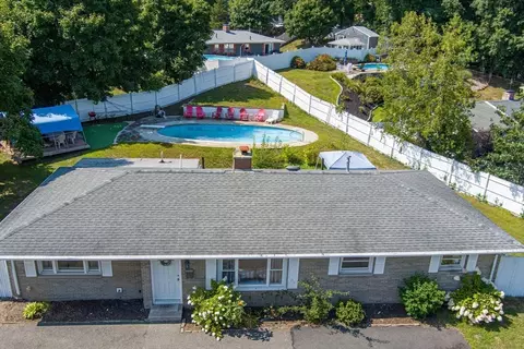 352 Lowell St, Peabody, MA 01960
