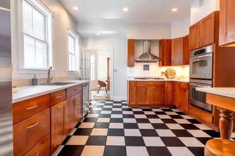 357 Medford St #2, Somerville, MA 02145