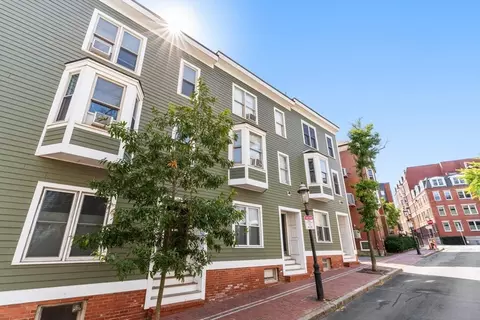 7 Winthrop St #2, Boston, MA 02129