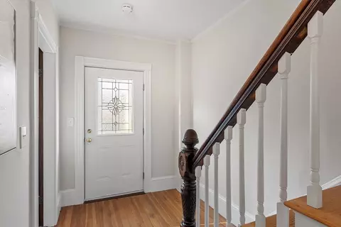 Entry Way - 143 E Central St, Natick, MA 01760 photo 2 of 4