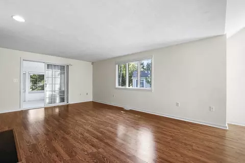 5 Executive Dr #5, Mashpee, MA 02649 photo 8