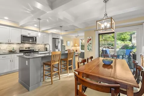 260 Main St #2, Gloucester, MA 01930