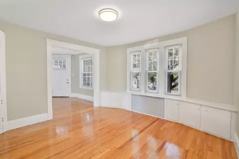 29 Benz St, Springfield, MA 01118 photo 9