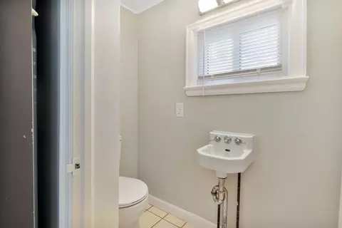 29 Benz St, Springfield, MA 01118 photo 14
