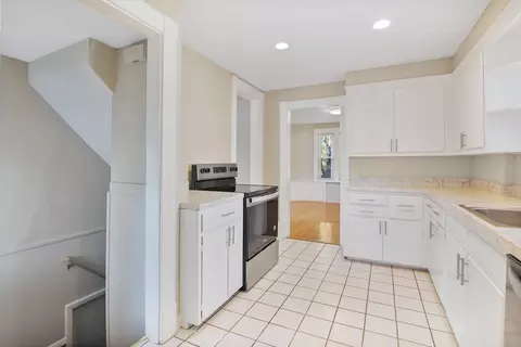 29 Benz St, Springfield, MA 01118 photo 15