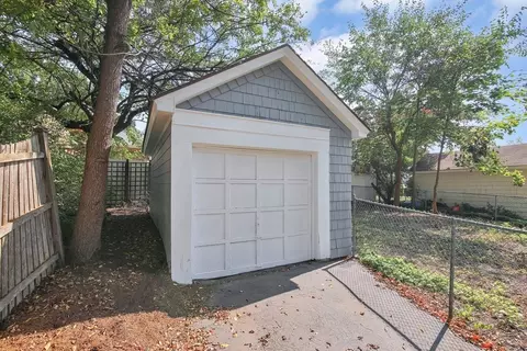 29 Benz St, Springfield, MA 01118 photo 38