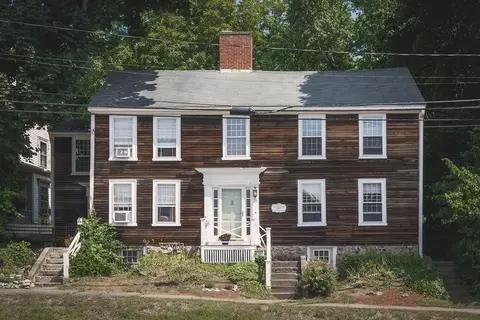 26 East St, Ipswich, MA 01938