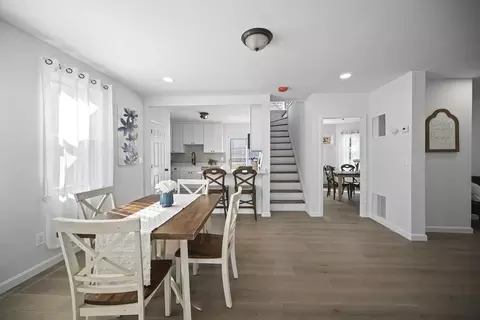 Entry Way - 161 Mount Pleasant St, Fall River, MA 02720 photo 1 of 3