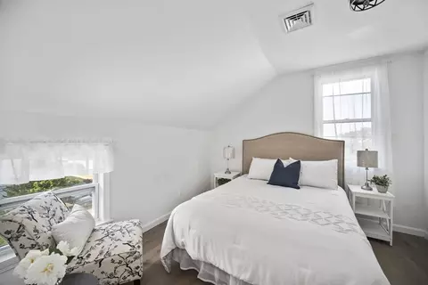 Bedroom - 161 Mount Pleasant St, Fall River, MA 02720 photo 4 of 5