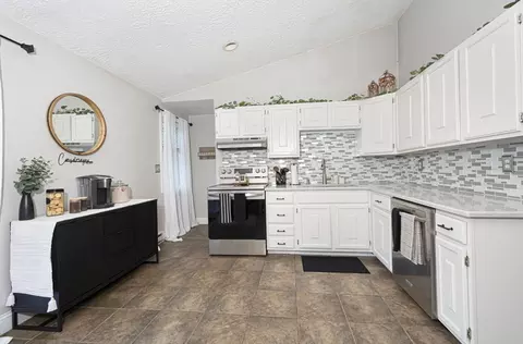 Kitchen - 3 Freeman St, Worcester, MA 01604 photo 2 of 4