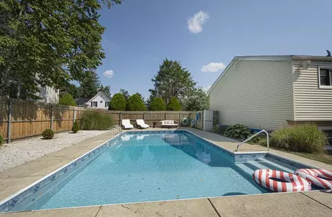 Exterior - 3 Freeman St, Worcester, MA 01604 photo 6 of 10
