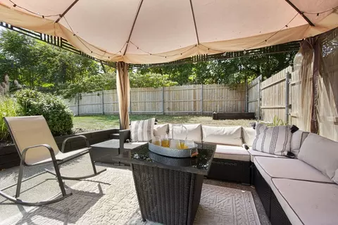 Exterior - 3 Freeman St, Worcester, MA 01604 photo 8 of 10