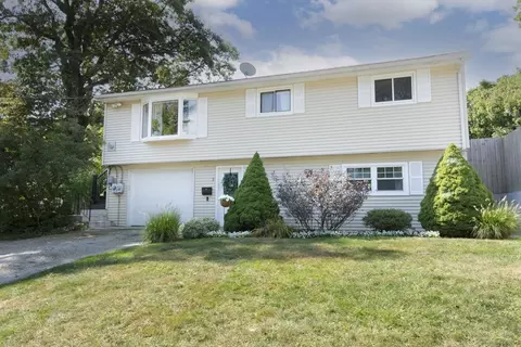 Exterior - 3 Freeman St, Worcester, MA 01604 photo 2 of 10
