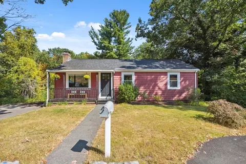 43 Mount Vernon St, North Reading, MA 01864