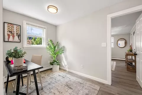 Entry Way - 28 Hawthorne St, Everett, MA 02149 photo 6 of 6