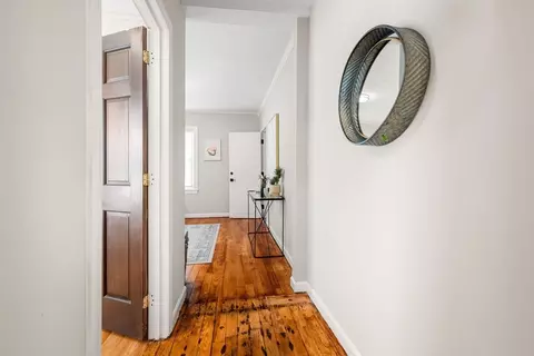 Entry Way - 28 Hawthorne St, Everett, MA 02149 photo 2 of 6
