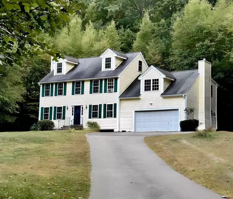 56 W Meadow Rd, Townsend, MA 01469