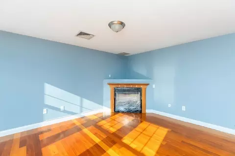 91 Ormond St, Boston, MA 02126 photo 11
