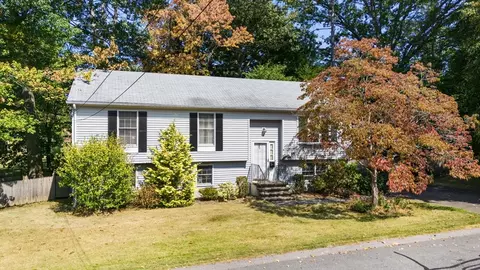 3 Yale Blvd, Beverly, MA 01915