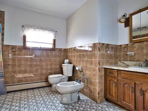 170 Nelson St, Fall River, MA 02721 photo 25