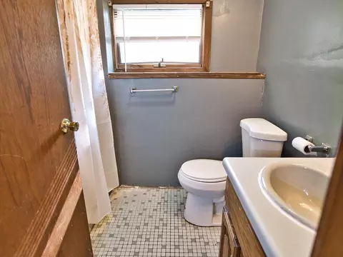 170 Nelson St, Fall River, MA 02721 photo 33