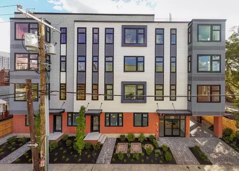 28 South St #405, Somerville, MA 02143