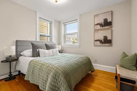 562 E 8th St #2, Boston, MA 02127 photo 11