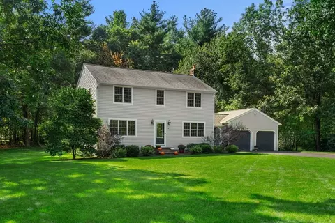 8 June St, Pepperell, MA 01463