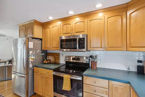 464 West St, Reading, MA 01867 photo 11