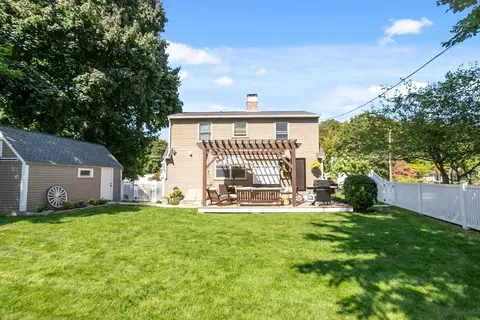 464 West St, Reading, MA 01867 photo 28