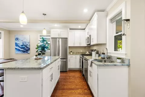 58-60 Thorndike St #1, Arlington, MA 02474