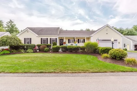 74 Bear Paw Trl #74, Taunton, MA 02718