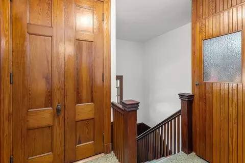 2 Regent St, Worcester, MA 01609 photo 33
