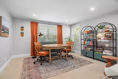 6 Laurel Ln, Walpole, MA 02081 photo 13