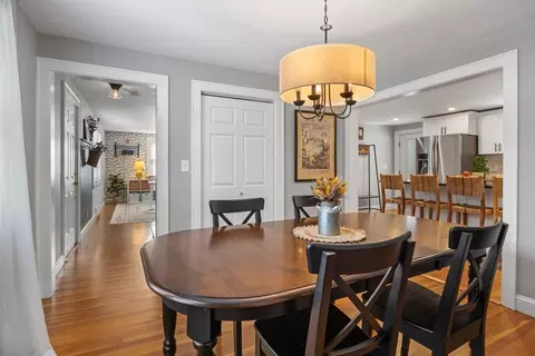 6 Laurel Ln, Walpole, MA 02081 photo 8