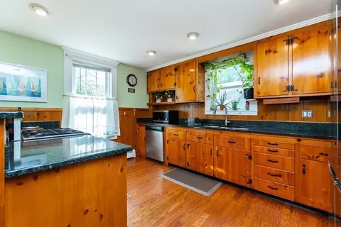 1176 Main St, Reading, MA 01867 photo 17