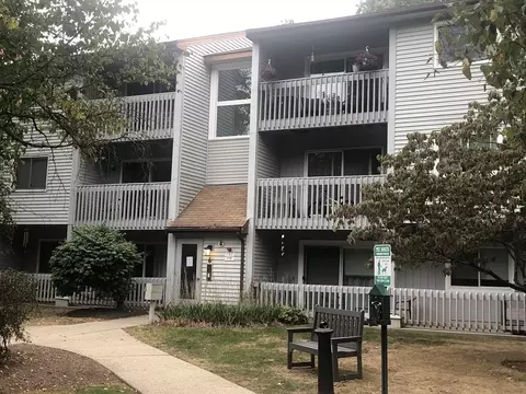 606 Franklin Crossing Rd #606, Franklin, MA 02038
