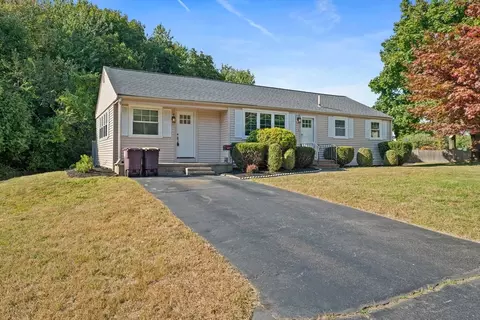 47 Ledgebrook Rd, Weymouth, MA 02190