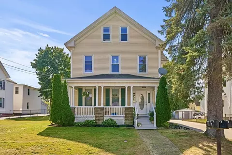 34 White St, Taunton, MA 02780
