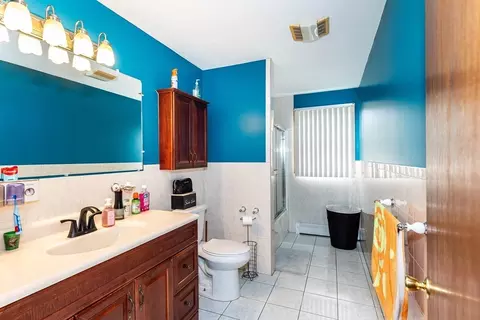 28 Price Pl, Fall River, MA 02724 photo 9