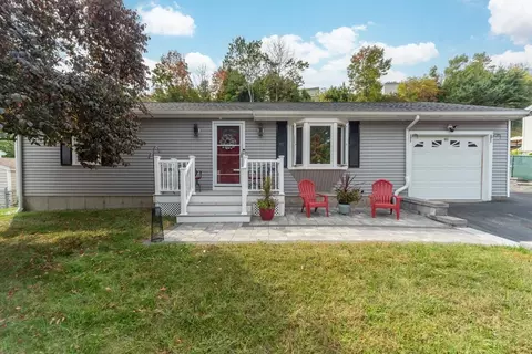 61 Parsons Hill Dr, Worcester, MA 01603