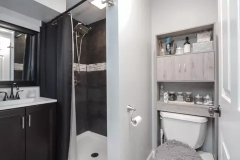 114 Davis St, Springfield, MA 01104 photo 19