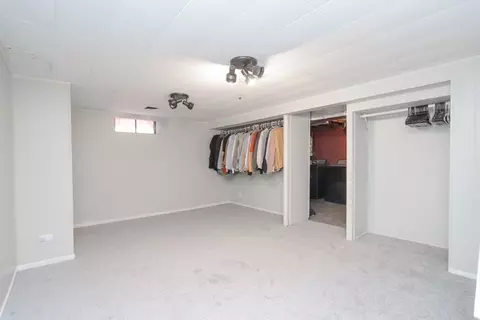 114 Davis St, Springfield, MA 01104 photo 33