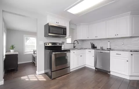 114 Davis St, Springfield, MA 01104 photo 5